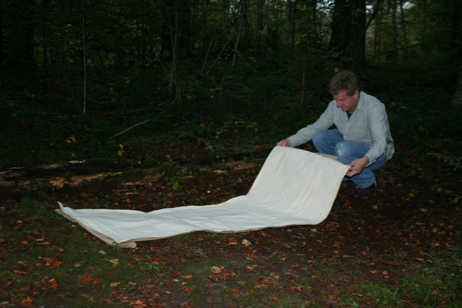 Réalisation des volets peints. Photo CLP