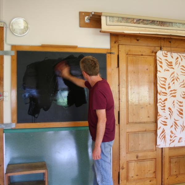 Atelier dans l'école de Cerniat (photo Claire-Lyse Pasquier)